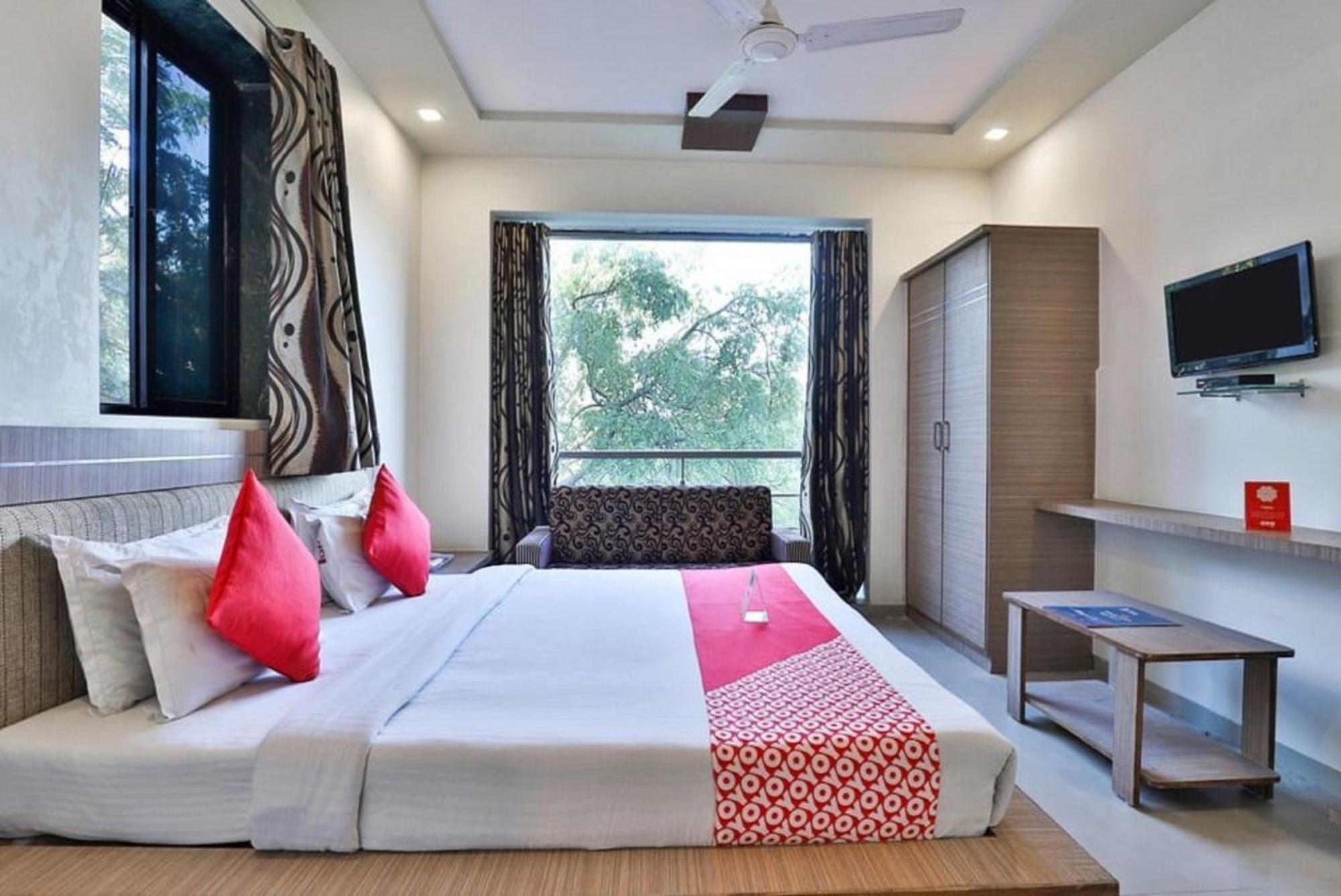 Hotel The Grand Pritam Gandhinagar Exterior foto